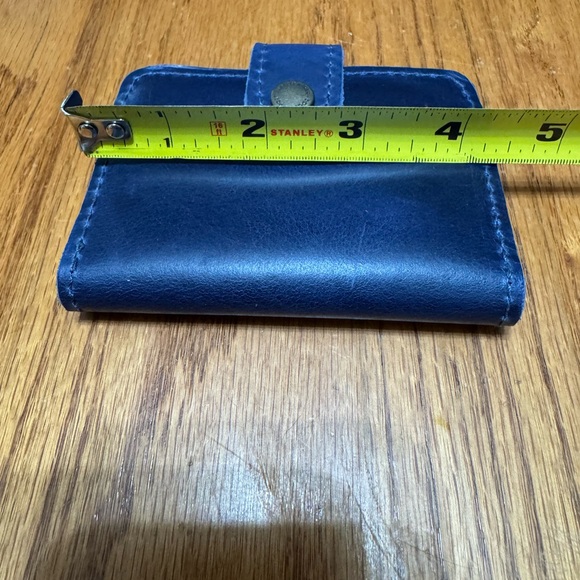 Portland Leather Blue Wallet - Picture 4 of 5